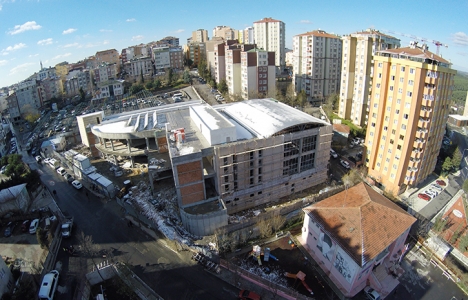 Kağıthane Hamidiye'ye dev yüzme havuzu!