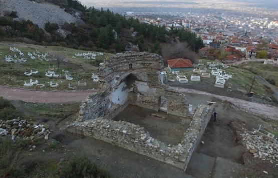 Denizli Honaz da 10 milyon TL ye icradan satılık fabrika!