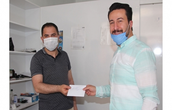 Amasya'da İyilik Hareketi üyeleri 4 esnafın kirasını ödedi!