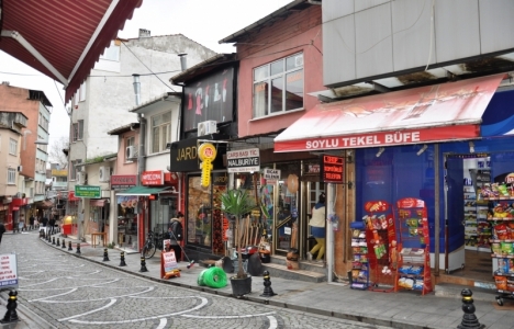 İzmit Bakırcılar Çarşısı’nda cephe iyileştirme çalışmaları başlıyor!