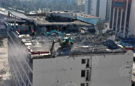 Büyük Samsun Oteli'nin yıkımında ilginç metot!