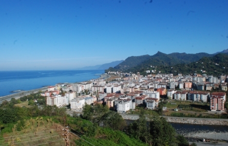 Arhavi'de kaçak HES 8 ay sonra yıkıldı!