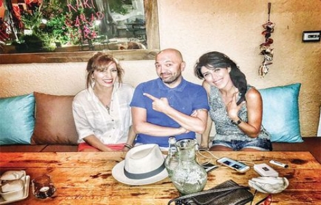 Sevda Dalgıç Alaçatı da köfte dükkanı açtı!