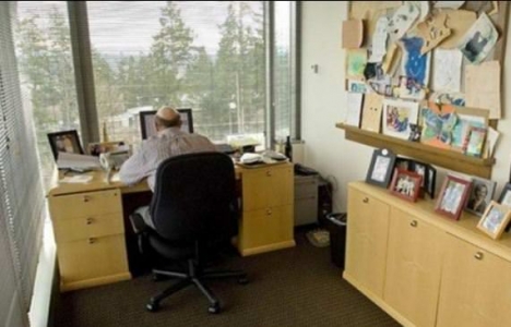 İşte ünlü CEO ların ofisleri!