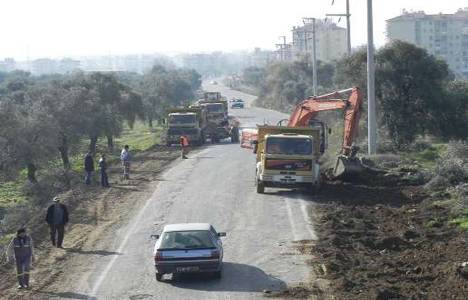 Ödemiş-Gölcük yolunda genişletme çalışmaları sürüyor!