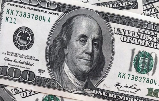 Dolar/TL 7,76 seviyesinden işlem görüyor!