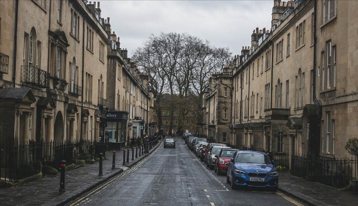 İngiltere konut satışlarında sert düşüş! Pandemiden beri en düşük seviye