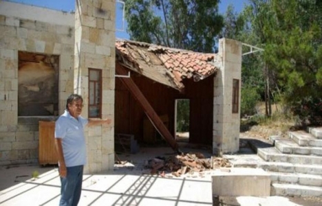 Foça daki Fransız Tatil Köyü satışa çıkıyor!