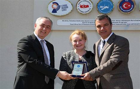 Eyüp Belediyesi'nin ''Yeşil Bina'' projesine katılanlara sertifikaları verildi!