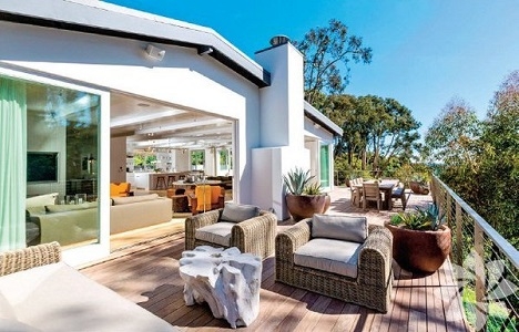 İşte Hollywood yıldızlarının renkli yuvaları!