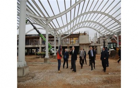 Bursa Büyükşehir Belediyesi'nden İnegöl'e modern pazar alanı!