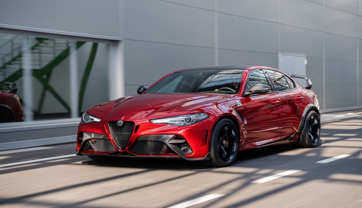 2023 model Alfa Romeo Giulia kaç lira oldu? İşte Alfa Romeo Giulia 11 Mart 2023 fiyat listesi...
