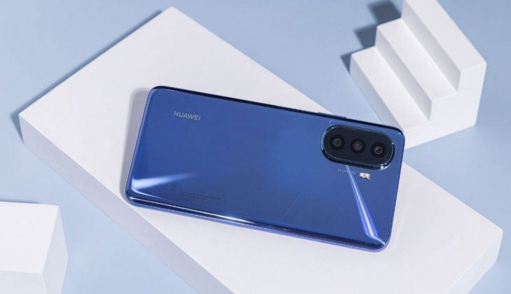 10 dakikalık şarjla 3 saatlik video izlenebilen Huawei Nova Y70 de dev indirim! 6 Ağustos 2022 fiyat listesi...
