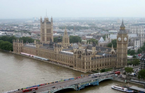 İngiltere Westminister Sarayı 12 milyar TL'ye yenilenecek!
