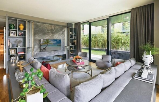 Buse Terim Ortaköy deki villasının kapılarını açtı!