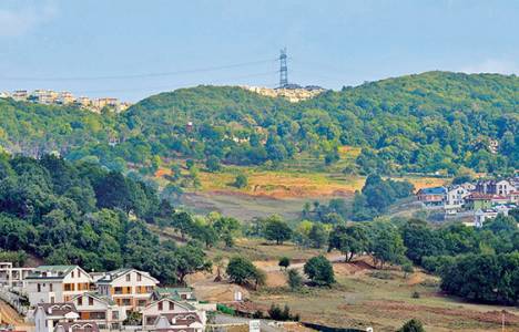 Kışlaların boşalttığı yeşil alanda beton bloklar yükseliyor!
