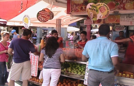 Büyükşehir'in büfesini Muratpaşa sahiplendi!