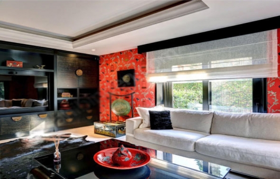 Ajda Pekkan Bahçeköy deki villasını 1 yıldır satamıyor!