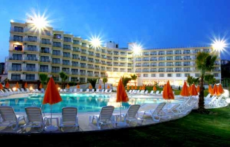 Tatlıses, Kuşadası'ndaki otelini sattı!