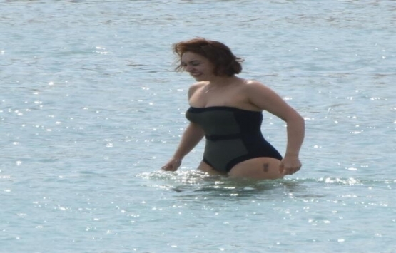 Ezgi Mola Çeşme de 3 aylığına ev tuttu!