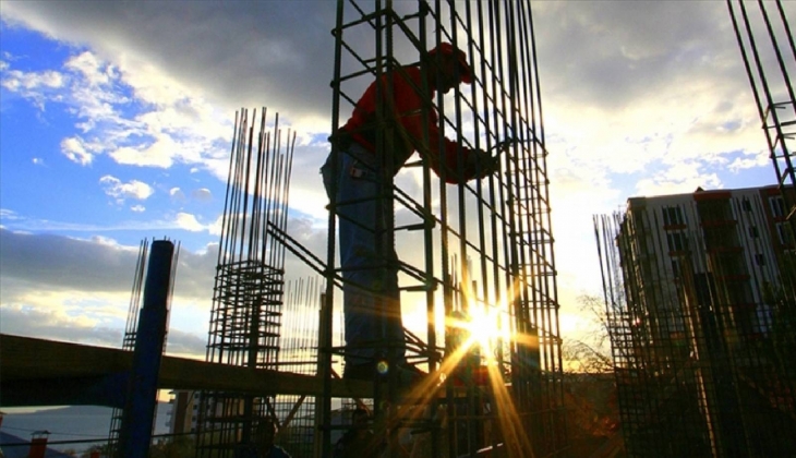 İnşaat malzemesi sanayi üretimi yüzde 13,8 oranında azaldı!