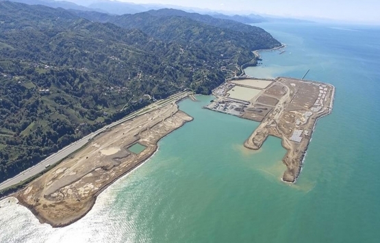 Rize-Artvin Havalimanı nda üstyapının yüzde 80 i tamam!