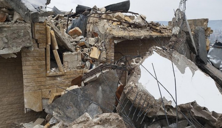 Arama kurtarma çalışmaları için inşaat malzemeleri deprem bölgesine gönderiliyor!