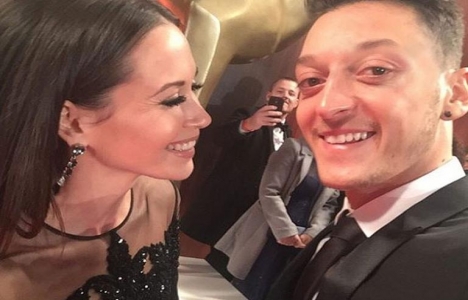 Amine Gülşe sevgilisinin evini yeniden düzenledi!