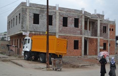 Batman Şafak Mahallesi'nde iki katlı taziye evi tamamlandı!