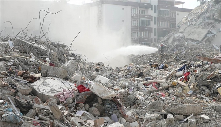 Osmaniye'de 52 kişiye mezar olan o apartmanın raporu hayrete düşürdü! Proje eksik, malzeme ve yapı denetimi yetersiz!