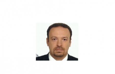 Ahmet Okay Karaata kimdir?