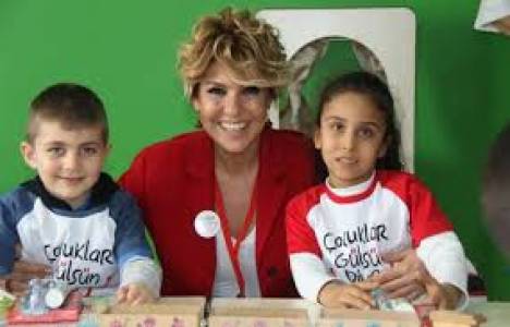 Çocuklar Gülsün Diye Derneği Soma'daki anaokulunu açtı!