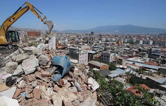 İzmir de depremde ağır hasar gören 488 bina yıkılacak!