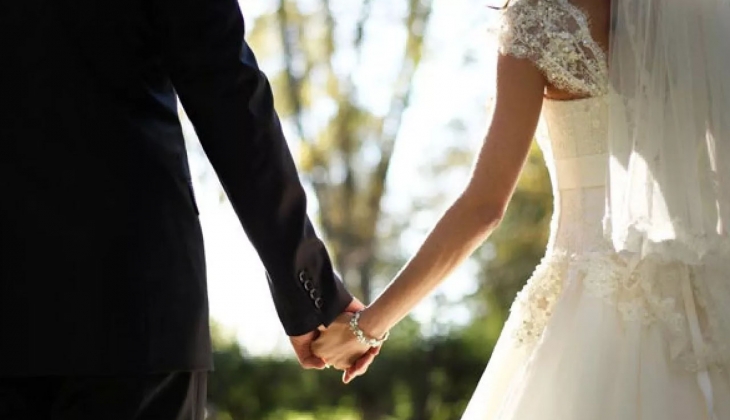 Cumhurbaşkanı Erdoğan dan evlenecek çiftlere dev müjde! Başvurana faizsiz 150 bin TL verilecek