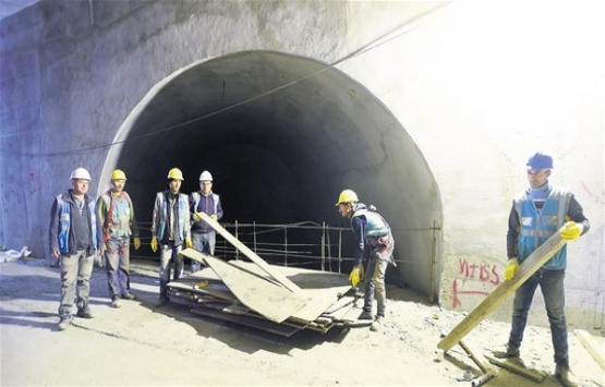 Kabataş-Mecidiyeköy-Mahmutbey Metrosu nda sona geliniyor!