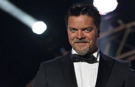 Beyazıt Öztürk Karaköy'de satın aldığı binanın otel inşaatına başladı!