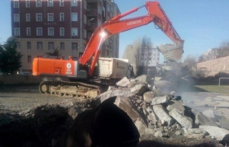 Yozgat'ta menfez yıkımlarına başlandı!