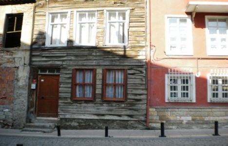 Bir binanın tarihi eser olma şartları!