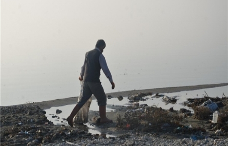  Burdur Gölü çevresinde temizlik çalışması başlatıldı!