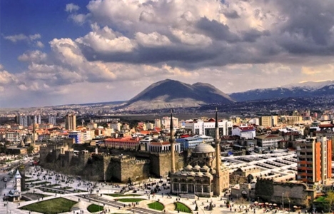 Sivas Zara ve Hafik için arazi toplantısı yapıldı!