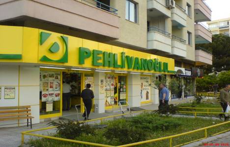 Pehlivanoğlu Yeni Foça'daki 2. marketini hizmete açtı!