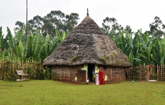 Kabile evlerinde ilginç yaşam!