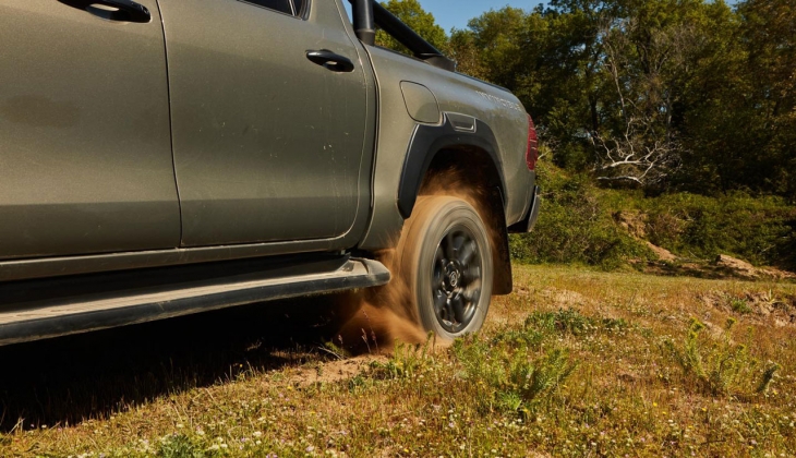 Tüm arazi şartlarında üstün performans! Toyota Hilux 4 Eylül 2022 Fiyat listesi…