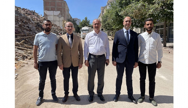 Elazığ’da 10 bin 694 ağır hasarlı bina yıkılıyor!