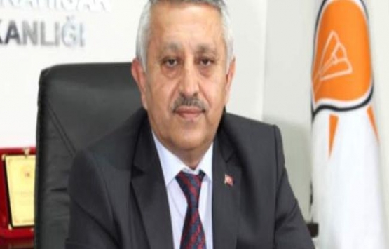 Mehmet Zeybek kimdir?