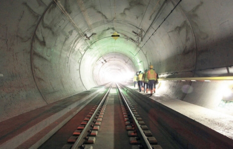 İsviçre'deki dünyanın en uzun tüneli tamamlandı!