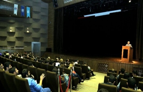 HKÜ mimarlığın gelişimi semineri düzenlendi! 