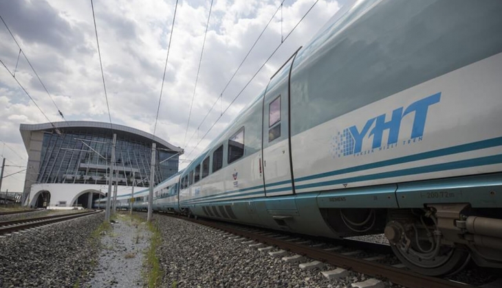 Ulaştırma Bakanlığı açıkladı: YHT kapasitesi artacak! İşte 14 Nisan 2022 Yüksek Hızlı Tren bileti fiyat listesi...