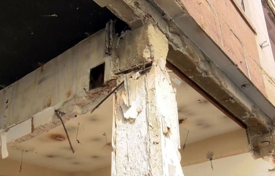 Bakırköy de 8 ay önce boşaltılan bina yıkılmayı bekliyor!