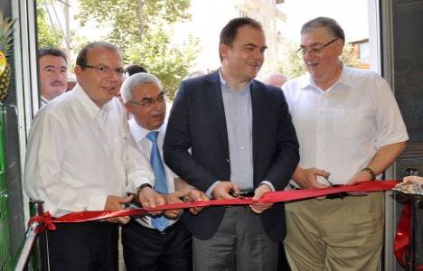 Şaypa Marketler Zinciri Bursa'daki 59'uncu şubesini Altınşehir'de açtı!
